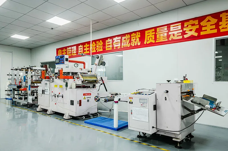 【Printing cutting mold】Fully automatic slitting and die-cutting integrated machine 【Printing cutting mold】Fully automatic slitting and die-cutting integrated machine