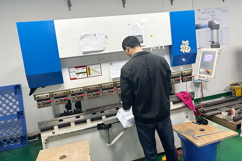 Bending machine Bending machine